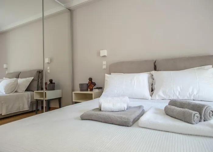 Acropolis Museum - Modern Living Ii